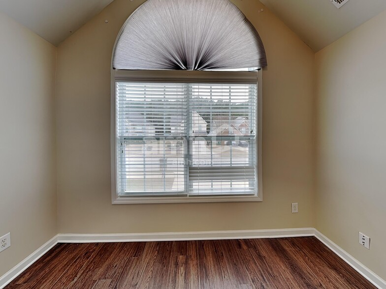 Building Photo - 143 Hawken Trail