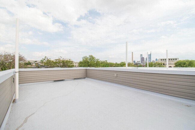 Building Photo - 1206 N 24th St