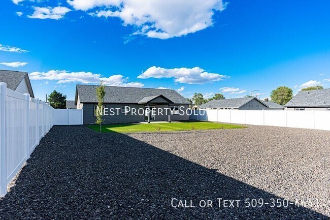 Building Photo - 913 N Washington Ct