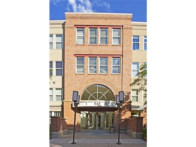 Building Photo - 545 N 1st St