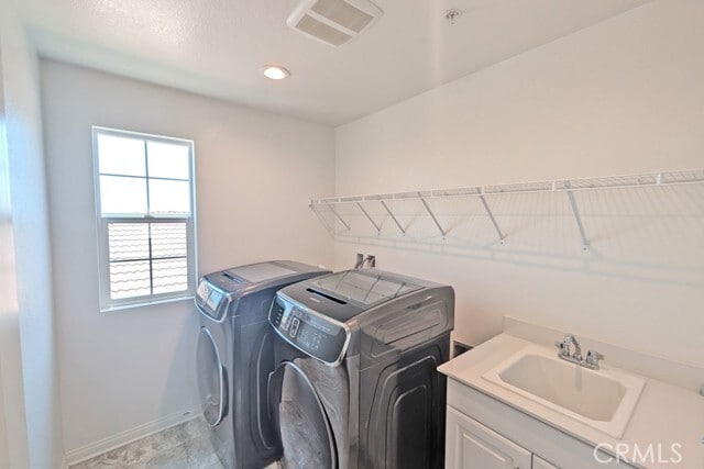 Building Photo - 3338 S Myrtle Dr