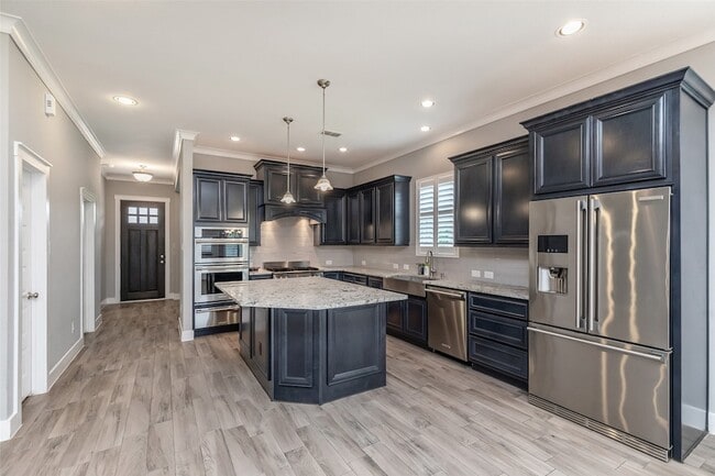 Building Photo - 18506 Gunda Heights Dr