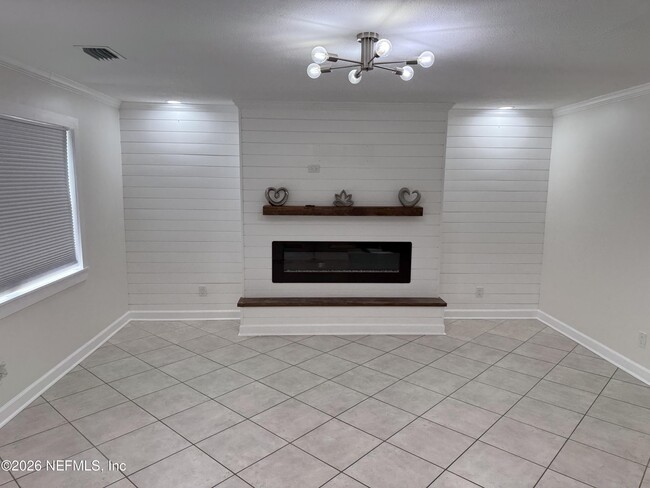 Building Photo - 1324 Grandview Dr