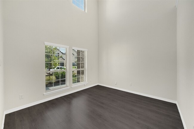 Building Photo - 1117 Goldfinch Dr
