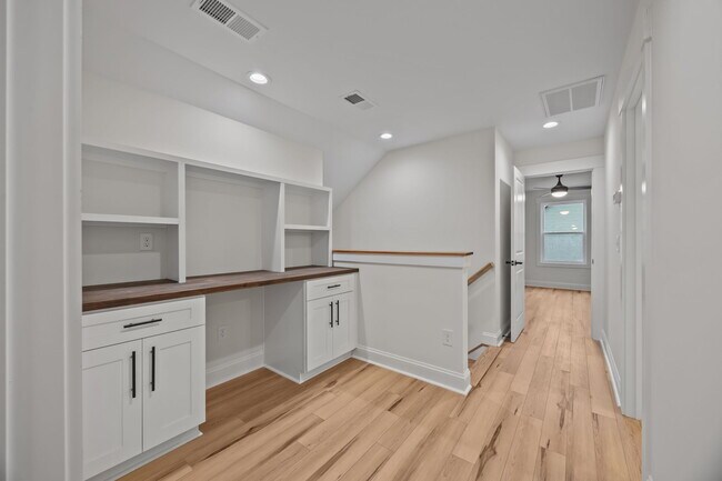 Building Photo - 1010 Gibson Rd