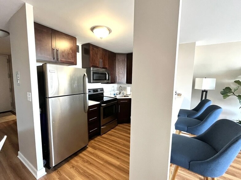 Kitchen - 1636 N Wells St