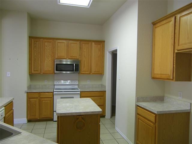 Building Photo - 461 San Remo Dr