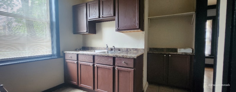 Building Photo - 6646 S Bishop St