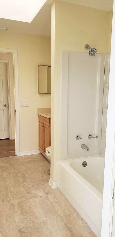 Building Photo - 607 SW Lucero Dr