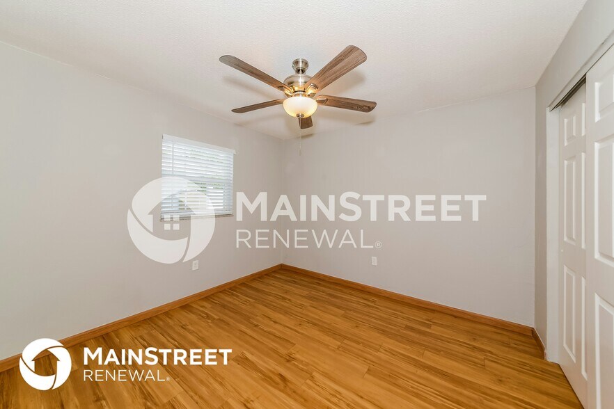 Building Photo - 2459 Stratford Dr