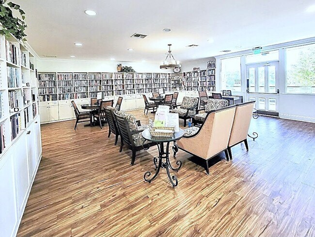 Building Photo - 28506 Barbosa