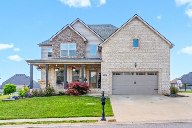 Building Photo - Stunning Home in Wellington Fields Ready f...