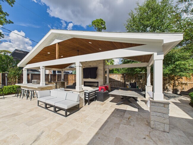 Building Photo - 5430 Havenwoods Dr