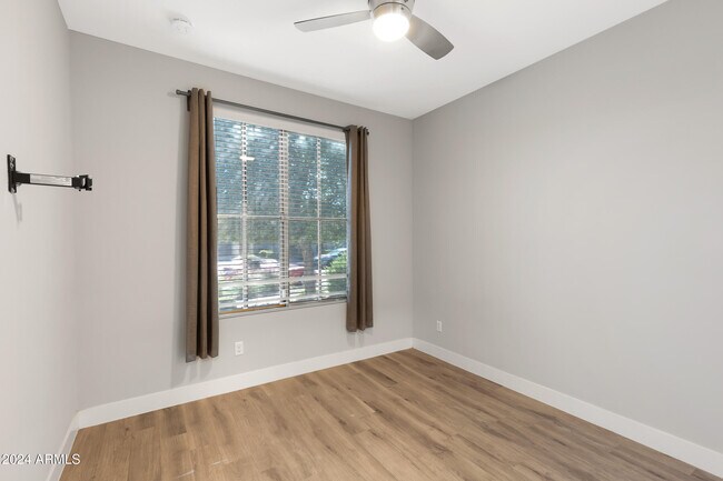 Building Photo - 14396 W Wethersfield Rd