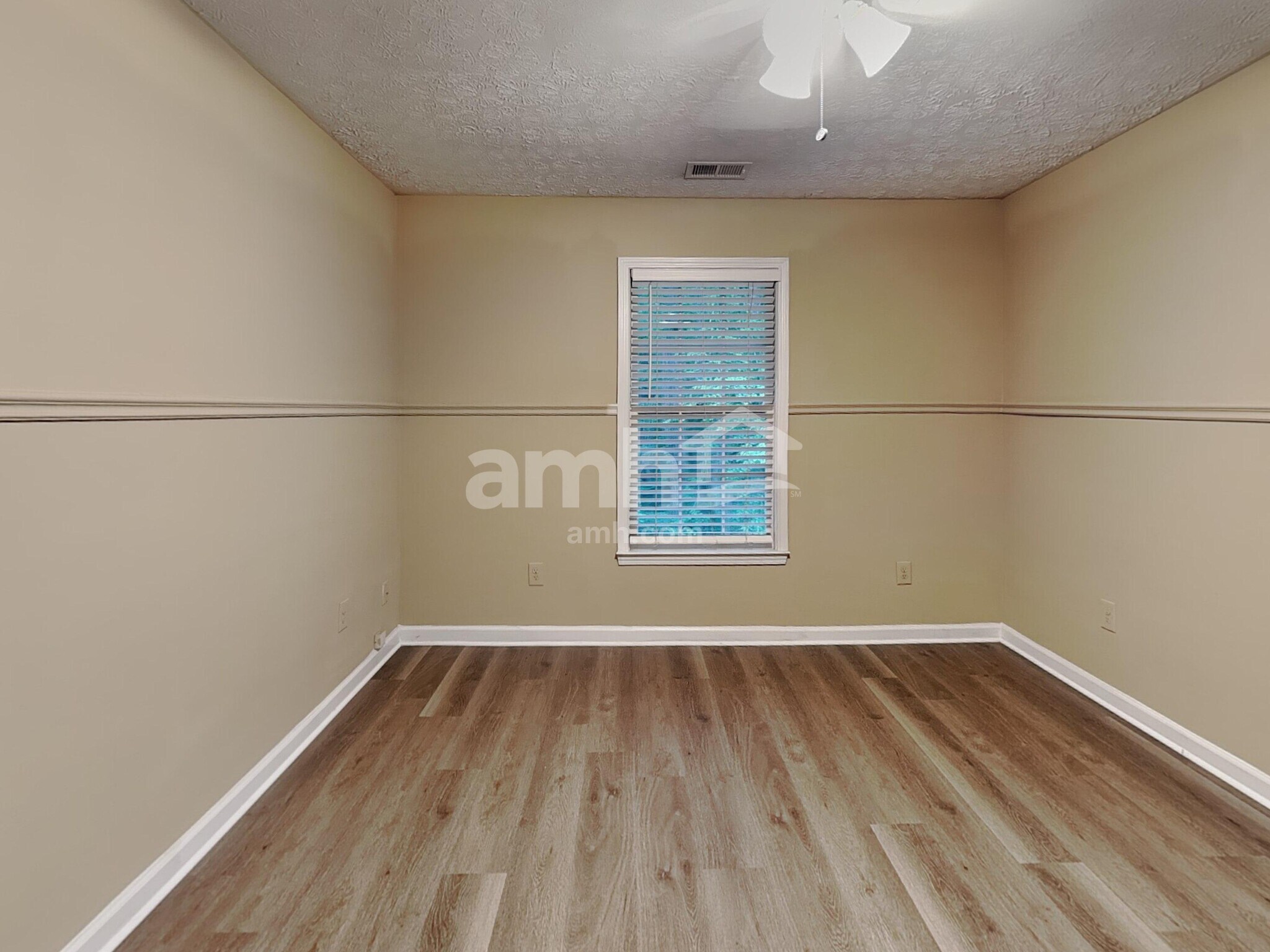 Building Photo - 4929 Harrington Pl