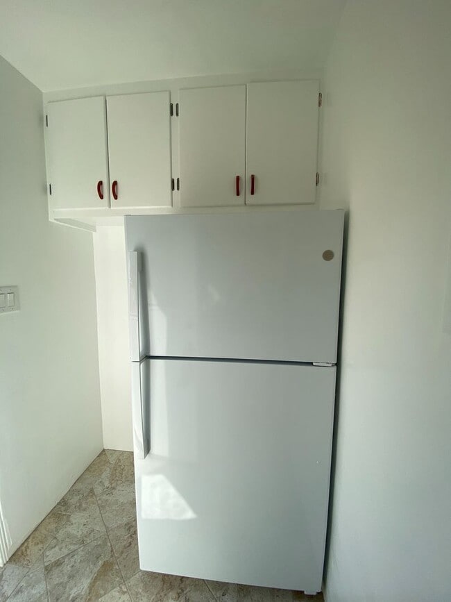 Building Photo - Midtown Ventura - Cottage Two bedroom, one bathroom