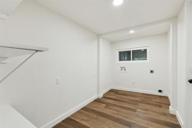 Building Photo - 740 Davis Dr