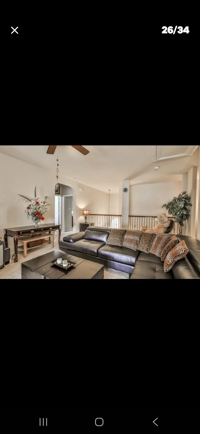 Building Photo - 24526 Avellino Ct