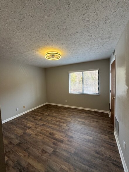 Building Photo - 66 View Terrace Dr