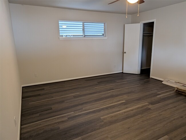 Building Photo - 6709 Cotton Dr