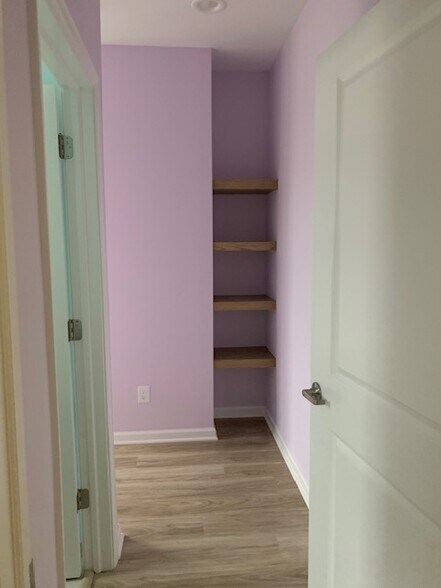 Building Photo - 2451 Thurman Ave