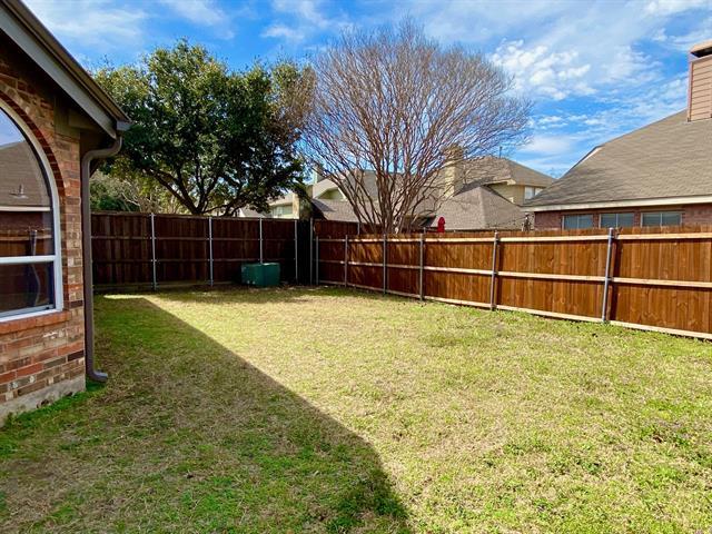 Building Photo - 1813 Glen Aerie Dr