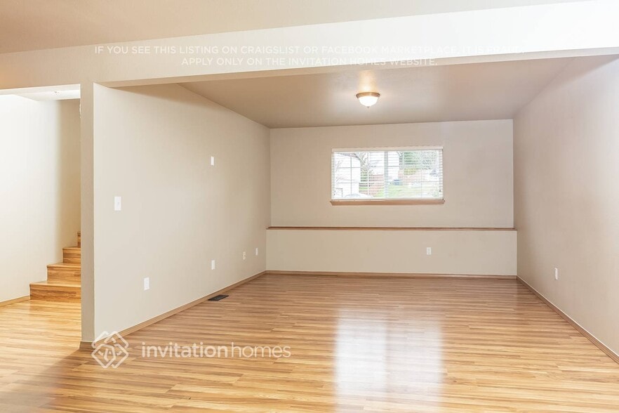 Building Photo - 7400 46th Pl NE