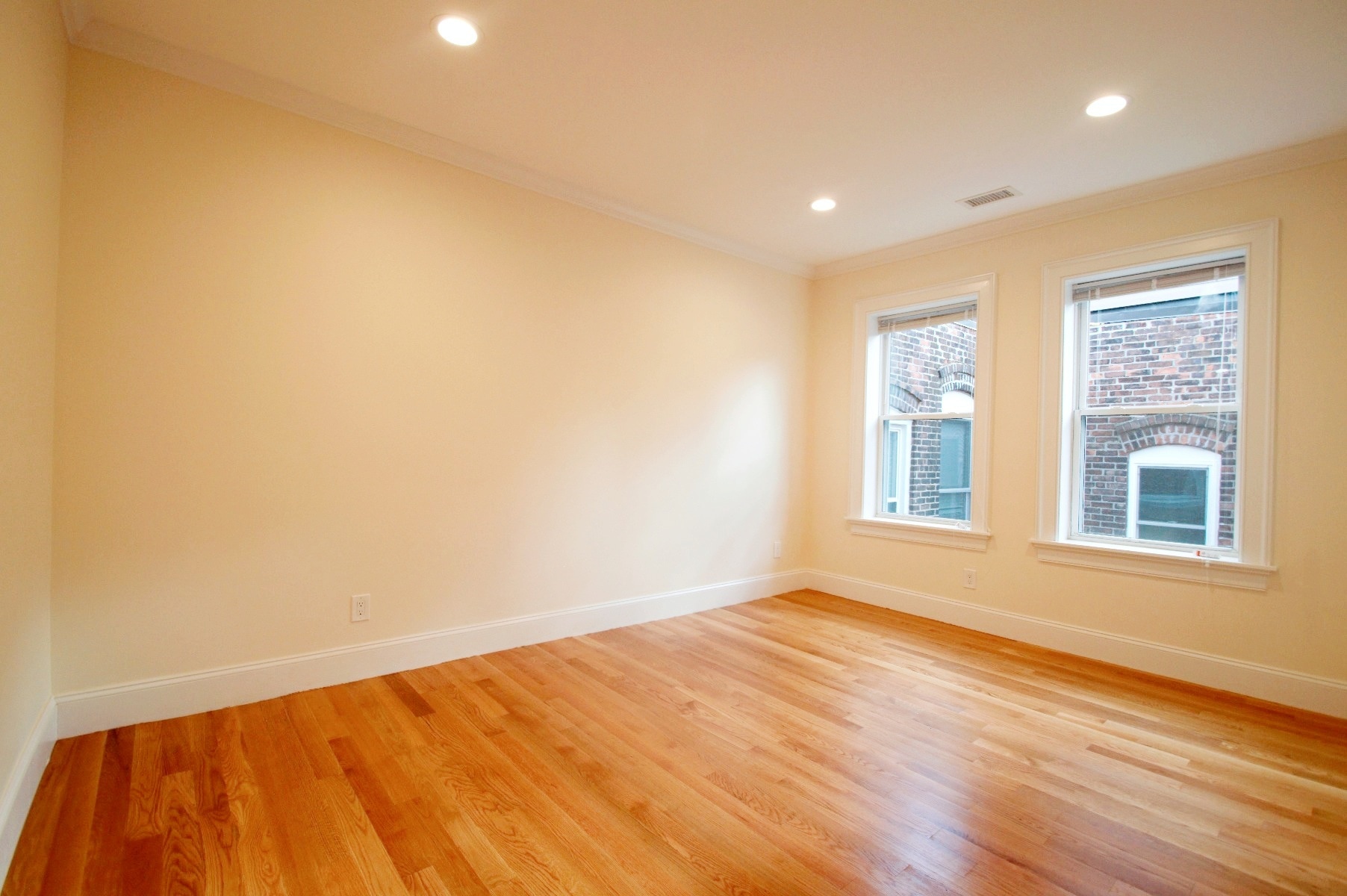 Building Photo - 78 Browne St