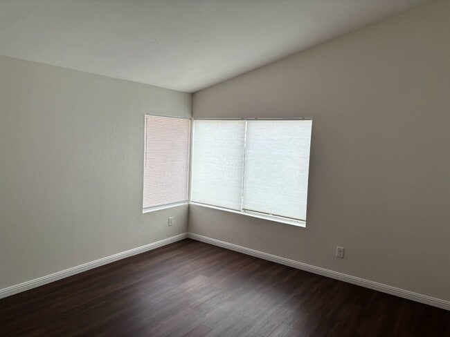 Building Photo - 12790 Lambeth St