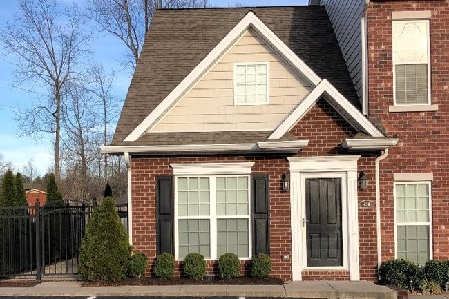 Primary Photo - 454 S Old Kentucky Rd