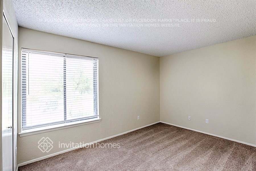 Building Photo - 1716 Delaford Pl