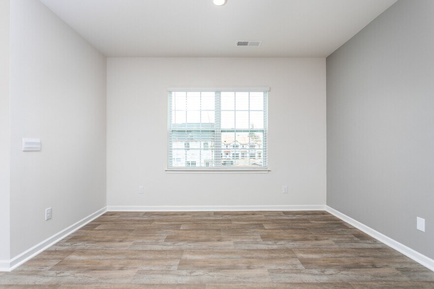Building Photo - 1193 Evelynnview Ln