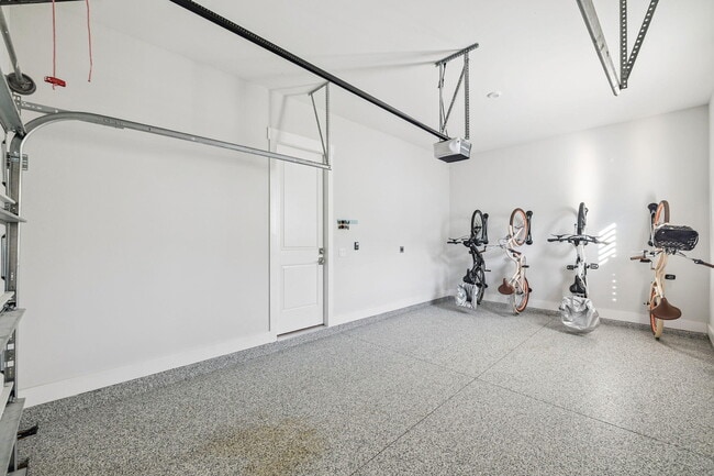 Building Photo - 56 River Rise Wy