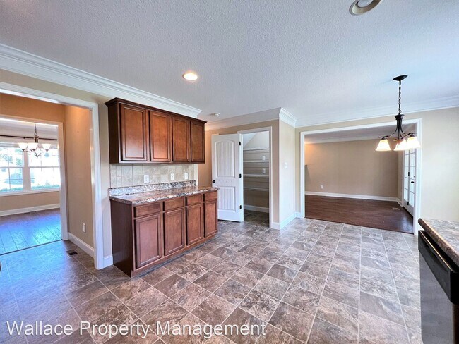 Building Photo - 3 br, 2.5 bath House - 7629 Asher Lane
