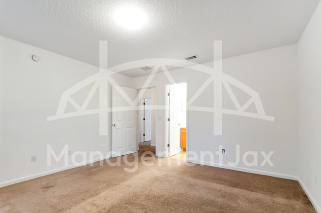 Building Photo - 4811 Playpen Dr