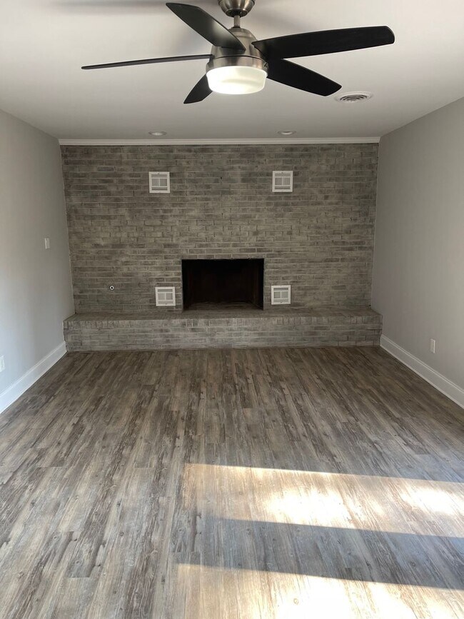 Building Photo - 11104 Concord Woods Dr