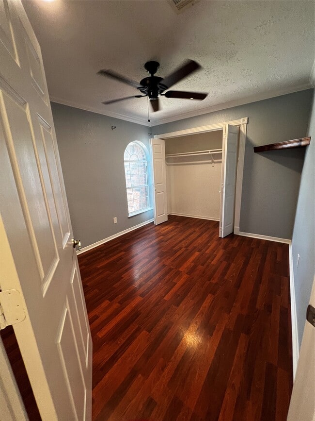 Building Photo - 7719 Valera Ln