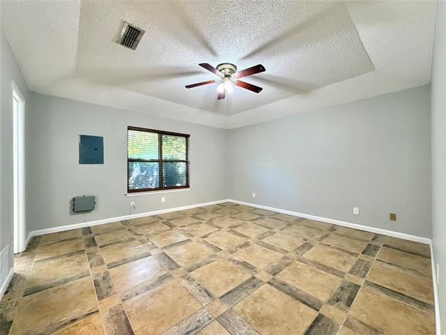 Building Photo - 1821 Broadway St