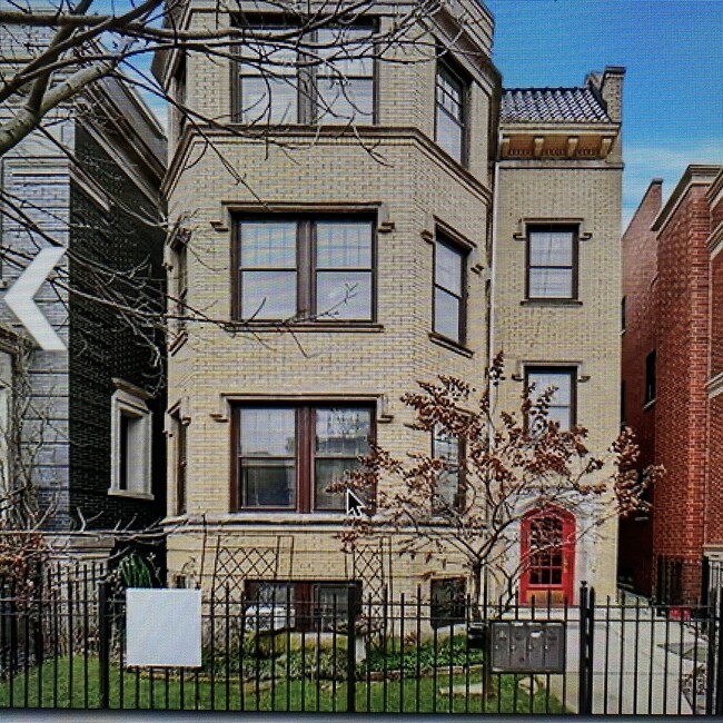 Primary Photo - 3746 N Wayne Ave