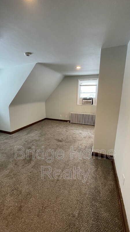 Building Photo - 814 Green St