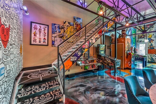 Building Photo - 5626 Deer Creek Falls Ct