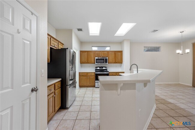 Building Photo - 113 Bluebell Dr