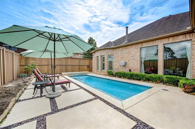 Building Photo - 14434 Tivoli Dr