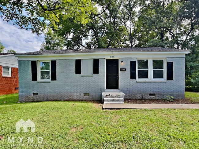 Primary Photo - 505 Sinclair St