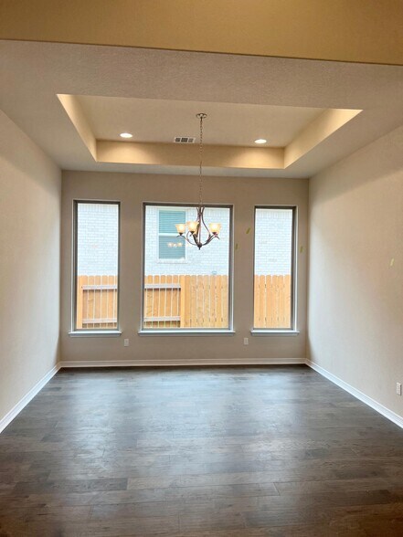 Dining Area - 2100 Mar Vista Ln