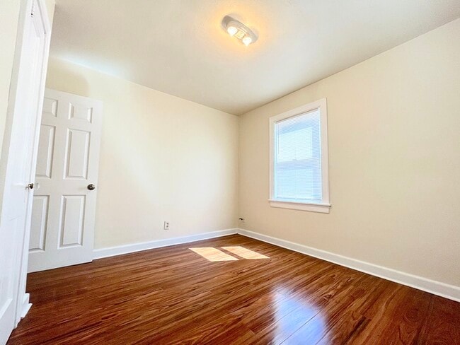 Building Photo - Charming 3-Bedroom Home for Rent