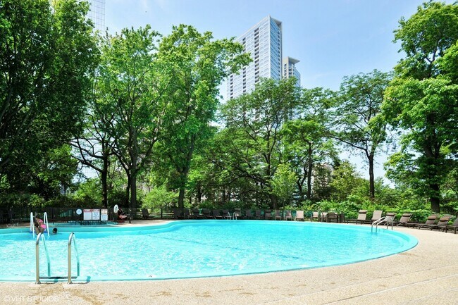Building Photo - 505 N Jean Baptiste Pointe du Sable Lake Shore Dr