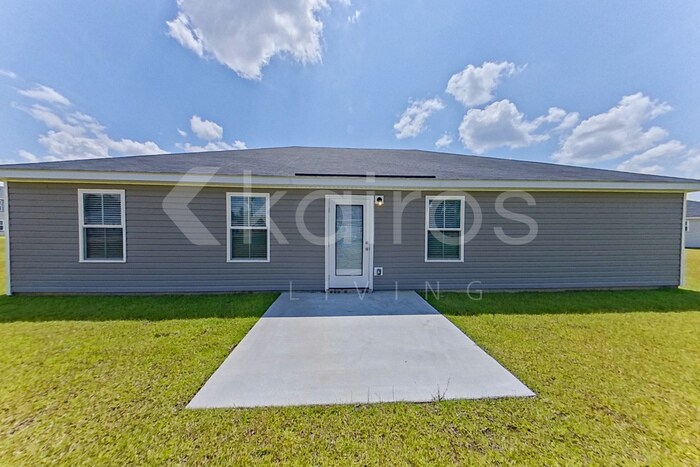 Building Photo - 204 Redwood Ct