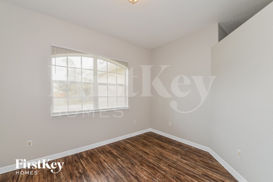 Building Photo - 2673 Vizza Ln