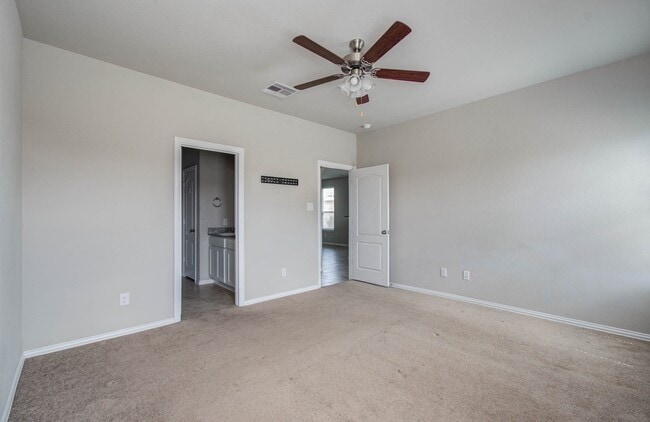Building Photo - 7427 French Quarter Ct